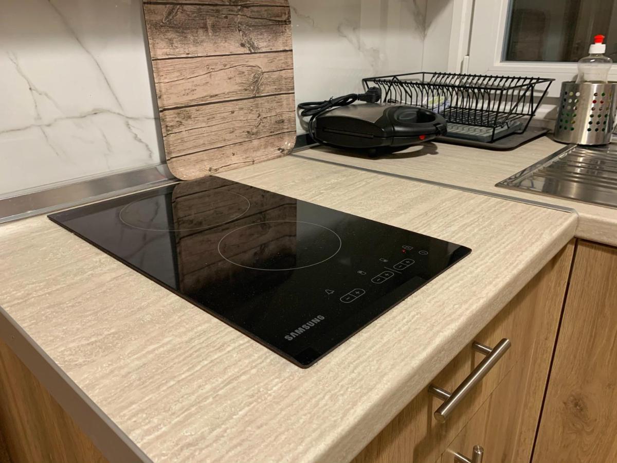 Appartamento Petite Luxury Urban House Tríkala Esterno foto